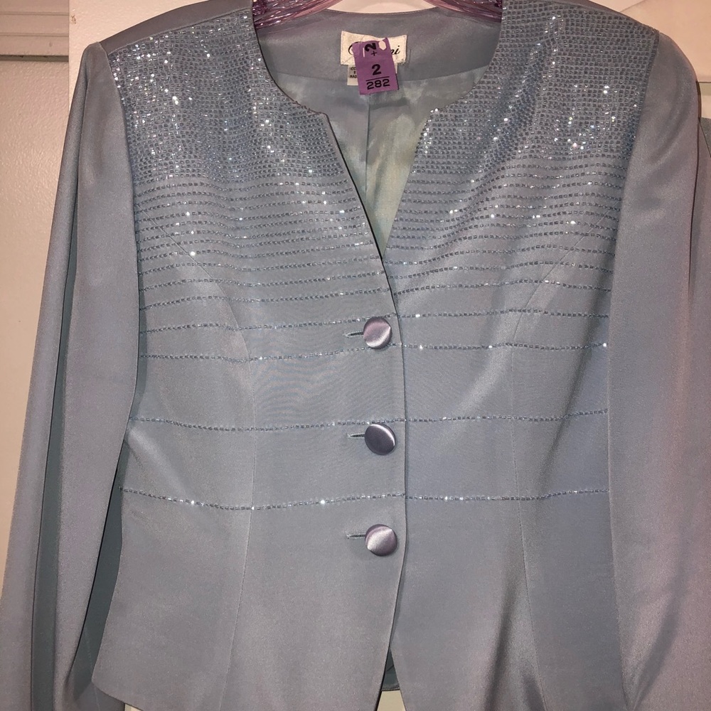 WORN ONCE! 100% Silk Mother of the Bride/Groom 2-PC. Formal Gown!!! BEADING!!